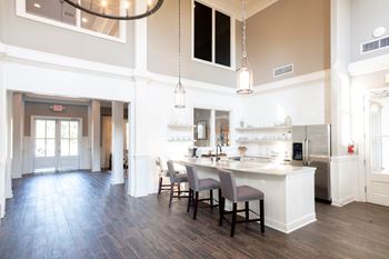 Leasing office with kitchen 